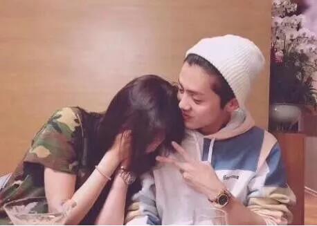 轻轻松松年入千万，明星注册商标发了不少财！