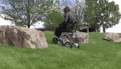 与乔布斯齐名的发明家，400项专利，拯救10亿人！