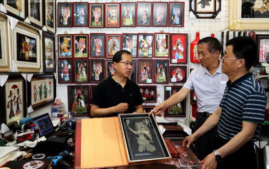 凤翔泥塑:小“泥货” 大作为