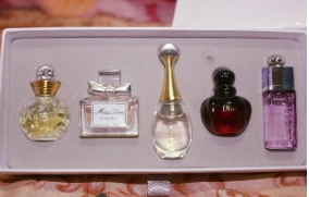 迪奥香水瓶商标维权，最高法：原审判决不当，