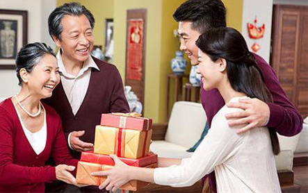 春节合约租男友，套路和“商标许可”一毛一样!