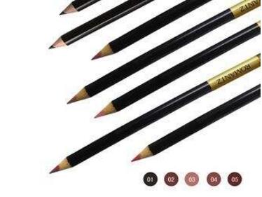 眉笔商标注册属于第几类？