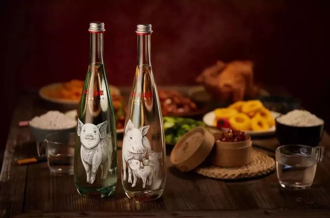 农夫山泉2019金猪瓶终于推出来啦 农夫山泉2019金猪瓶终于推出来啦