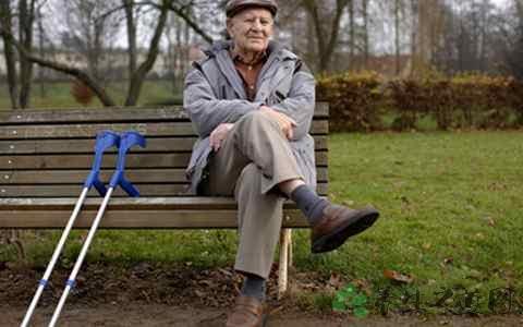 拐杖商标注册属于哪一类? 拐杖商标注册属于哪一类?