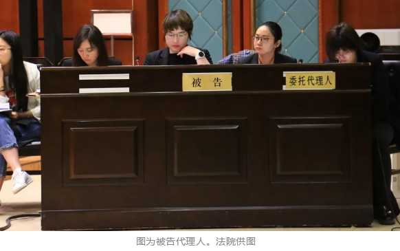 电影《芳华》被诉抄袭!冯小刚等四被告遭索赔300余万 电影《芳华》被诉抄袭!冯小刚等四被告遭索赔300余万