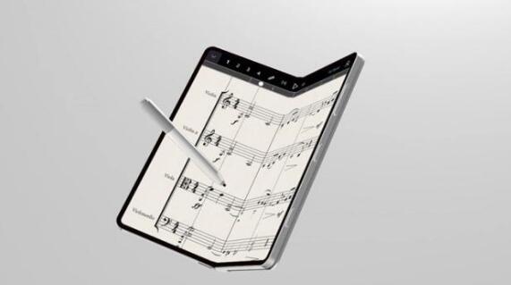 微软Surface双屏设备新专利:同一亮度和色彩 微软Surface双屏设备新专利:同一亮度和色彩